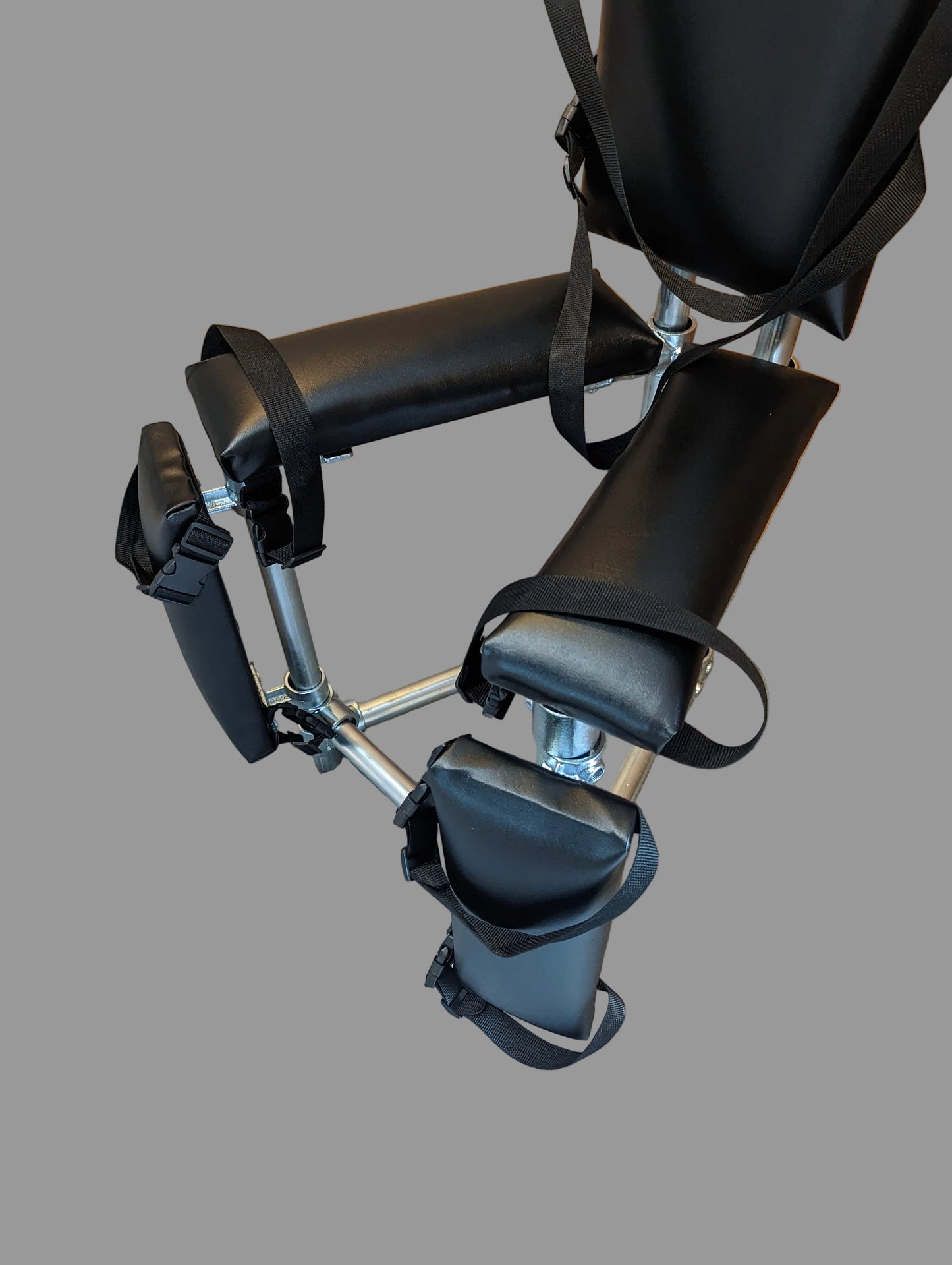 Metal Bondage Chair - Darkmatter69